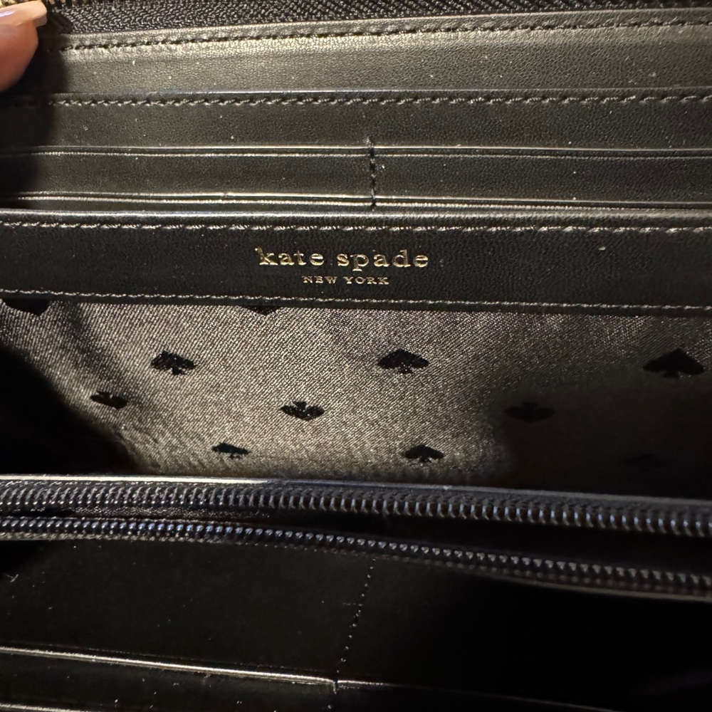 Kate Spade Black Wallet - Picture 4 of 5